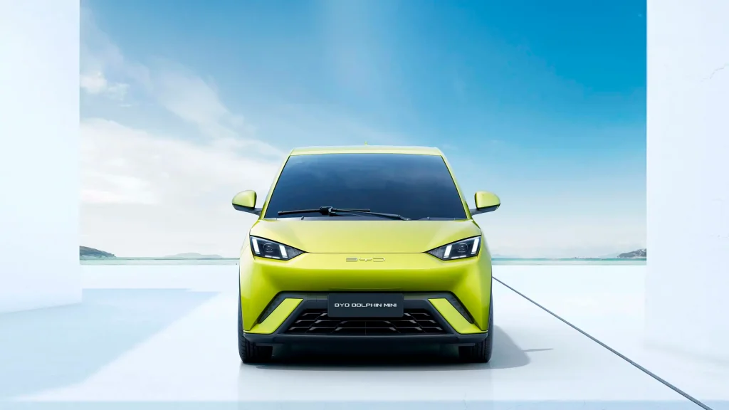 Frente do BYD Dolphin Mini