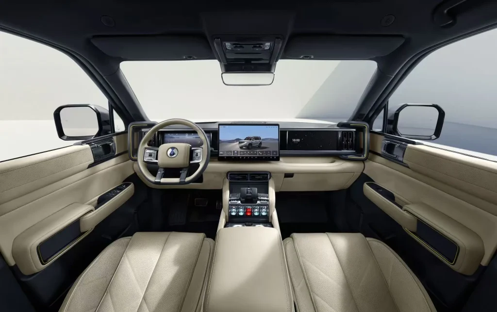 Interior do DENZA B5