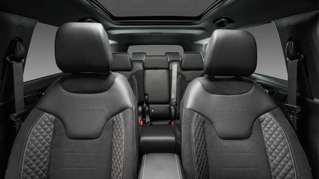 Jeep Commander Overland com espaço para até 7 pessoas